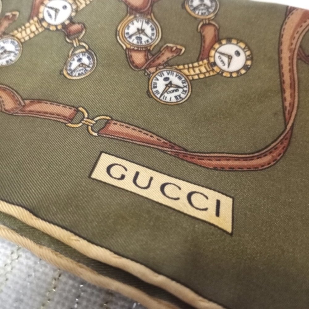 GUCCI Vintage OlivevGreen Silk Wrist Watch Clock Scarf Handkerchief - Picture 8 of 16